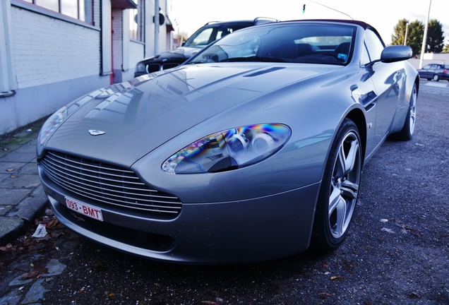 Aston Martin V8 Vantage Roadster