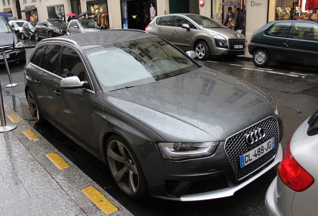 Audi RS4 Avant B8