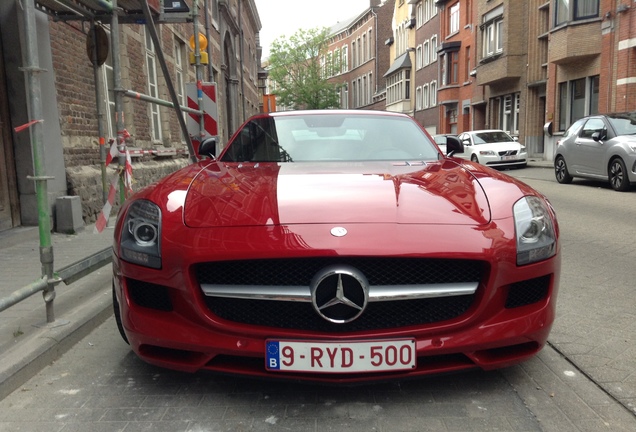 Mercedes-Benz SLS AMG Roadster