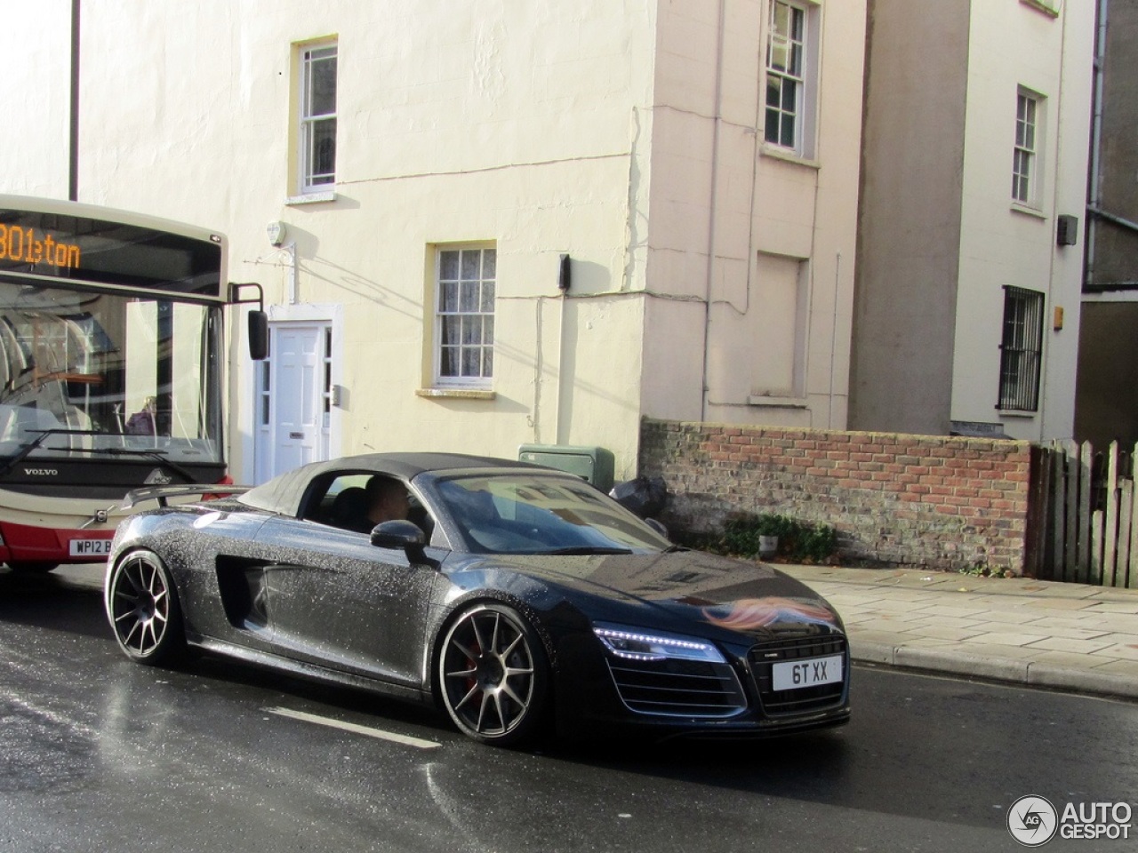 Audi R8 V10 Spyder 2013