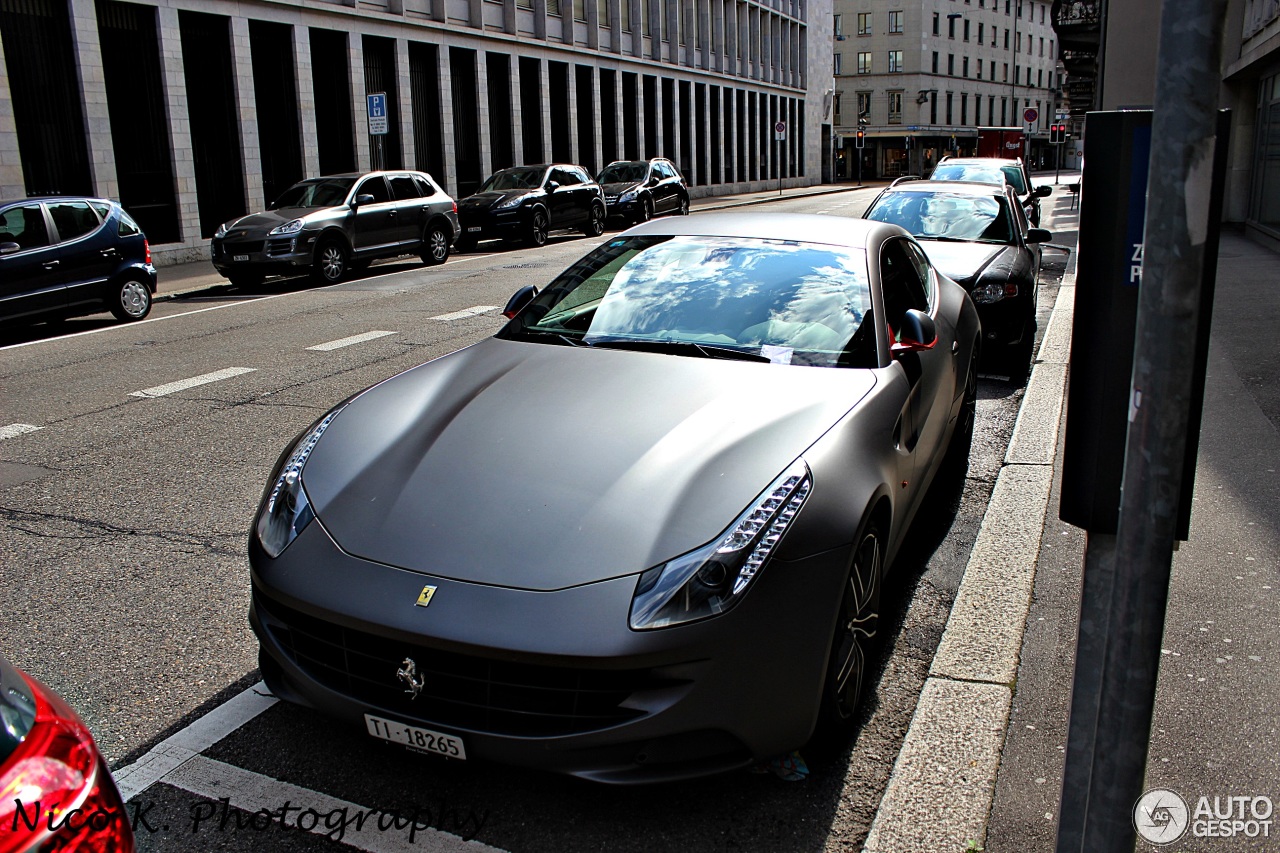 Ferrari FF