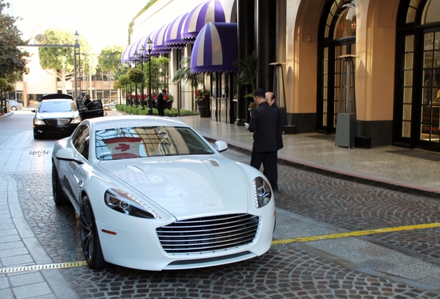 Aston Martin Rapide S