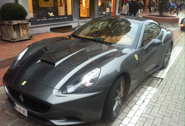 Ferrari California