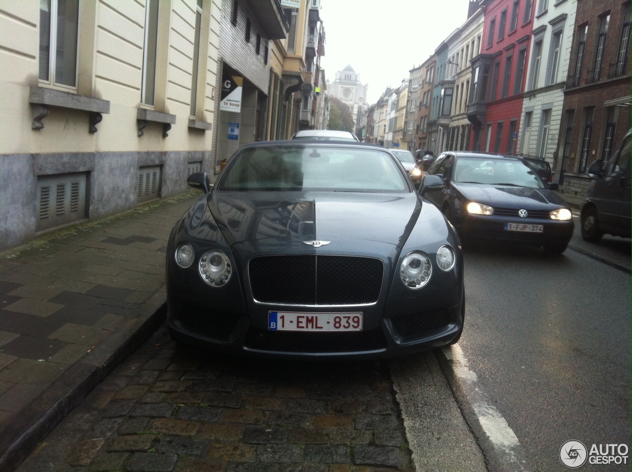 Bentley Continental GTC V8