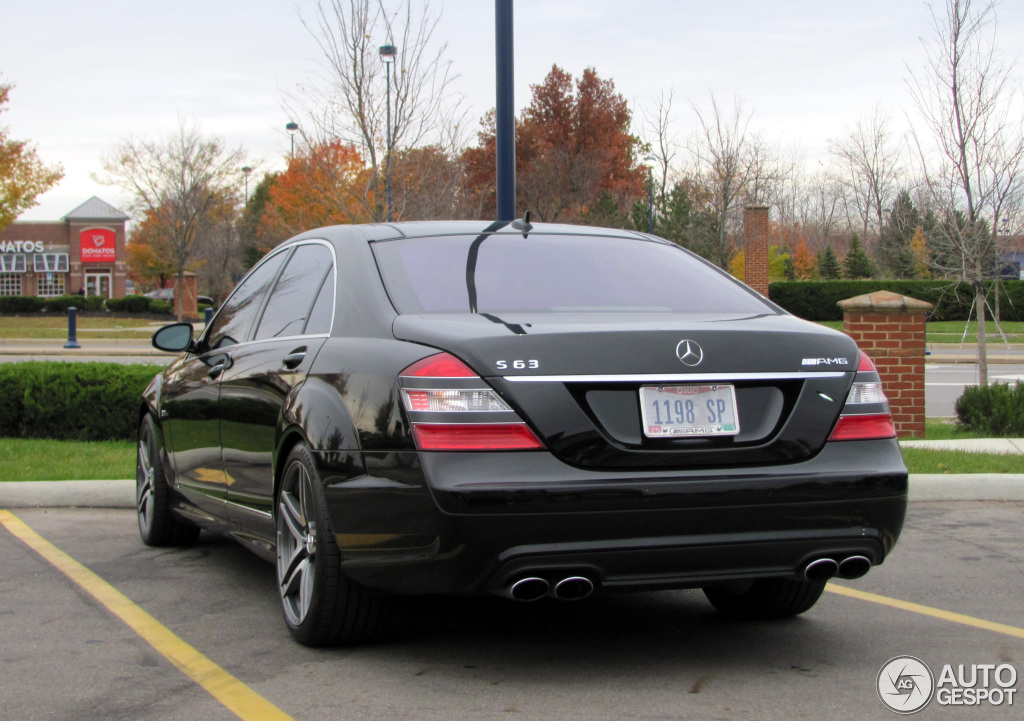 Mercedes-Benz S 63 AMG W221