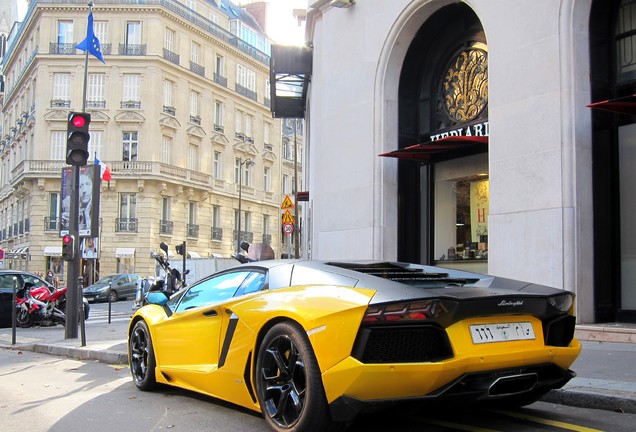 Lamborghini Aventador LP700-4