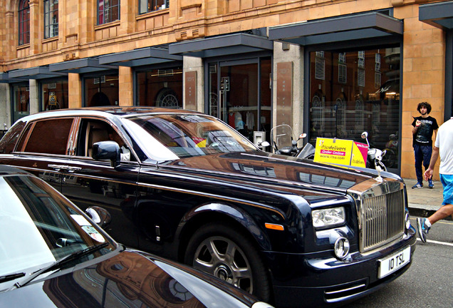 Rolls-Royce Phantom EWB