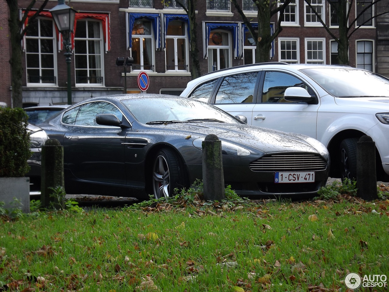 Aston Martin DB9