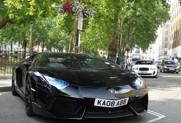 Lamborghini Aventador LP700-4