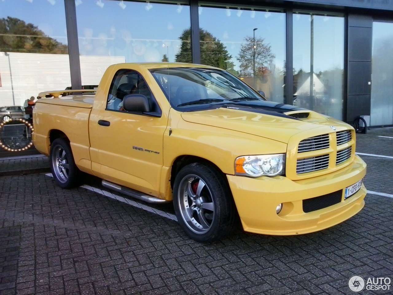 Dodge RAM SRT-10 Yellow Fever Edition