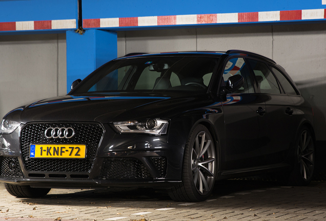 Audi RS4 Avant B8