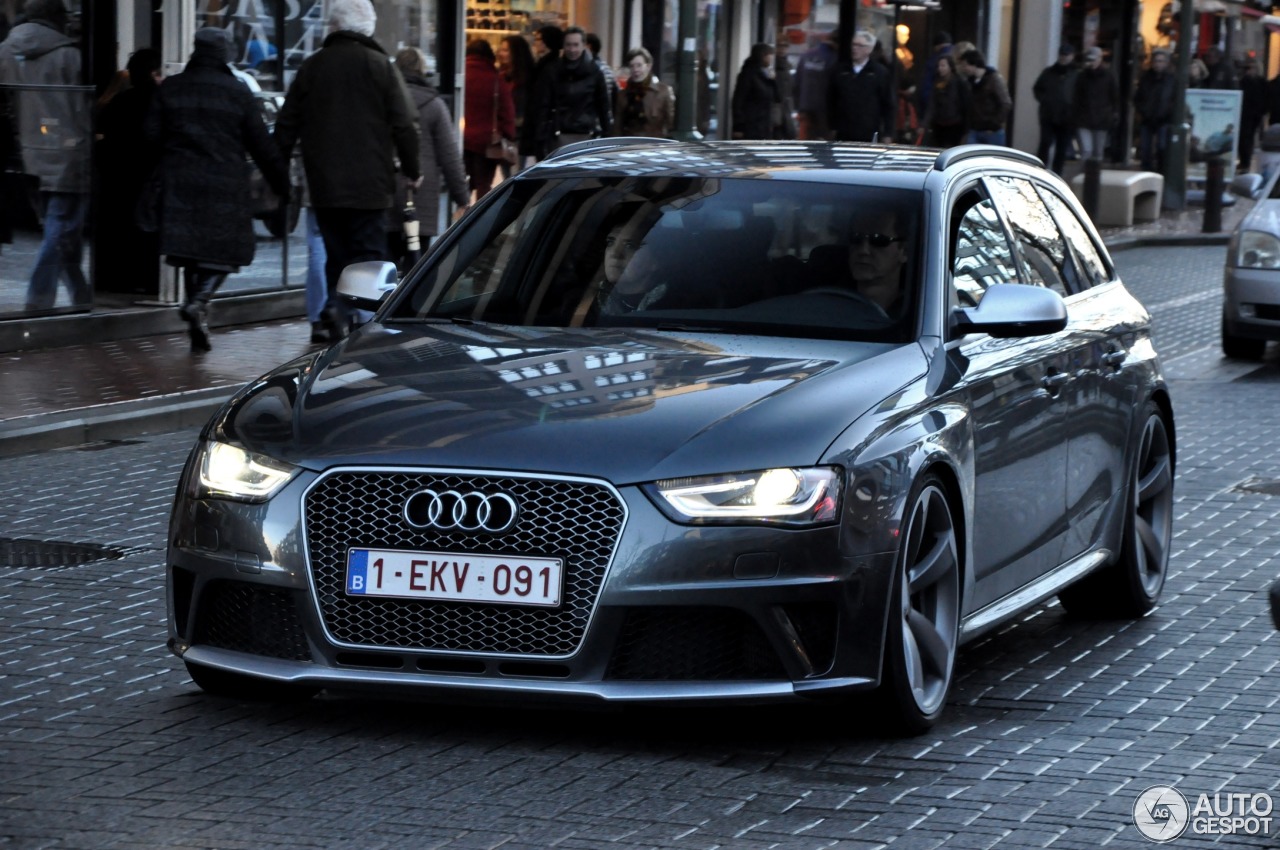 Audi RS4 Avant B8