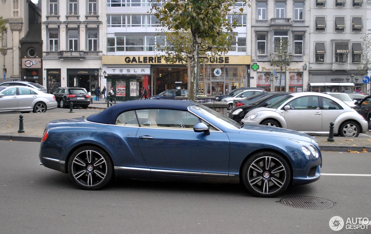 Bentley Continental GTC V8