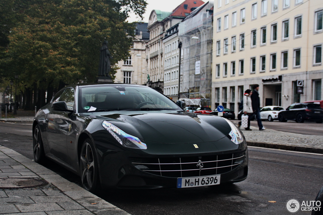 Ferrari FF