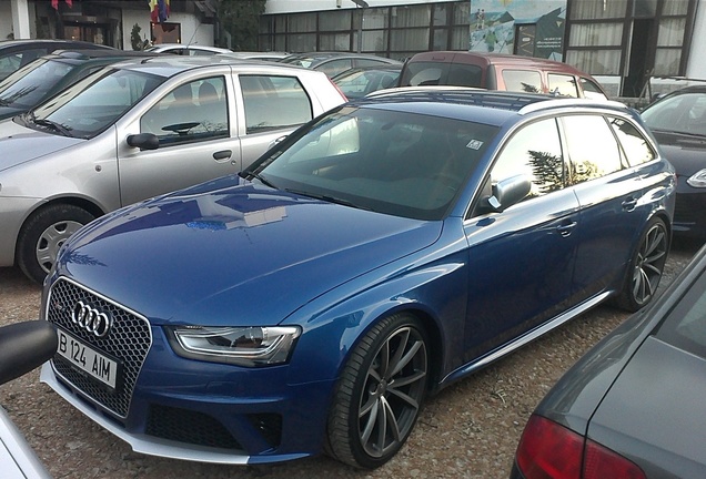 Audi RS4 Avant B8