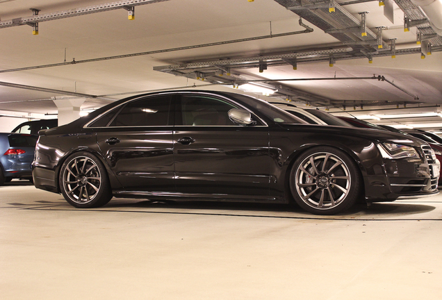 Audi S8 D4