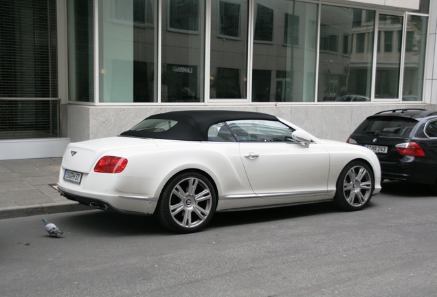 Bentley Continental GTC V8