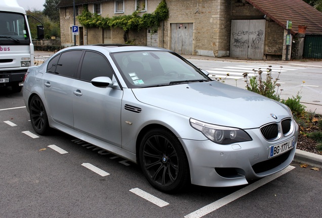 BMW M5 E60 2005