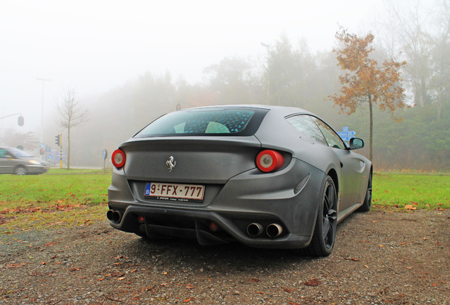 Ferrari FF