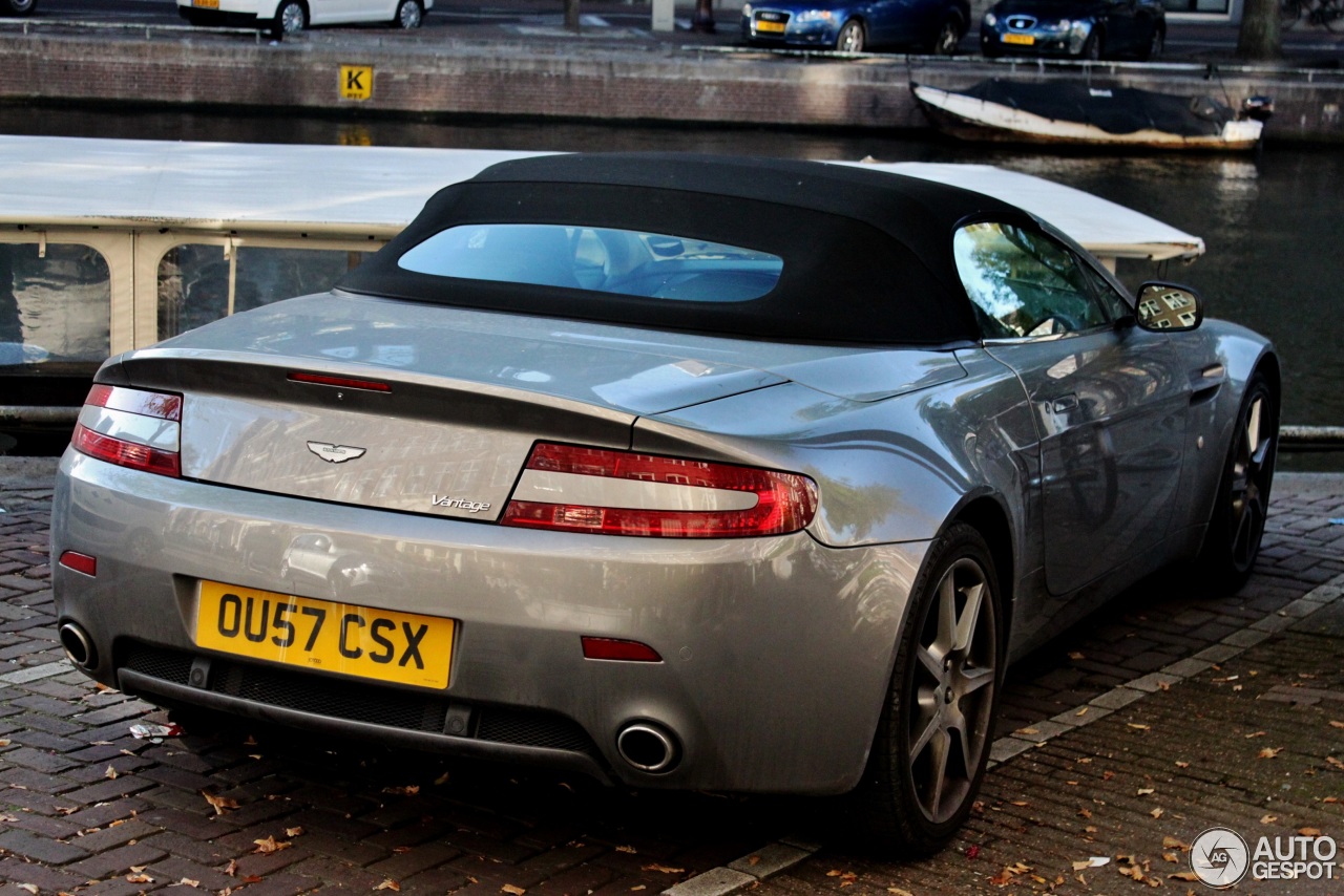 Aston Martin V8 Vantage Roadster