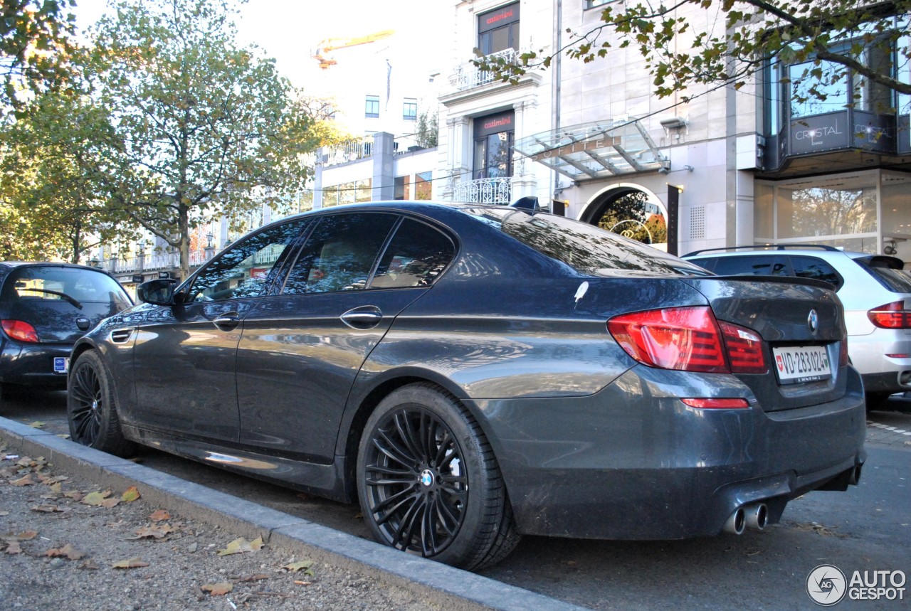 BMW M5 F10 2011