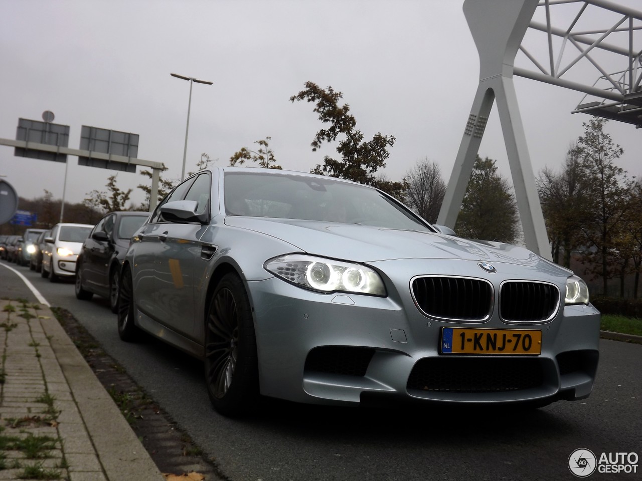 BMW M5 F10 2011