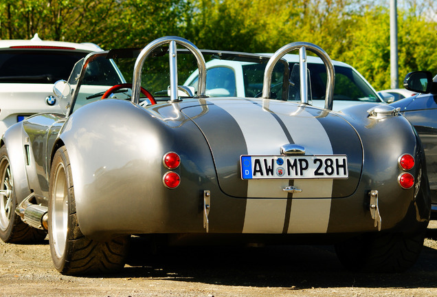 AC Cobra Superformance 427