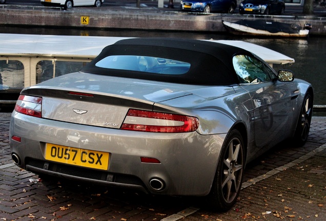 Aston Martin V8 Vantage Roadster