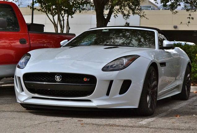 Jaguar F-TYPE S V8 Convertible