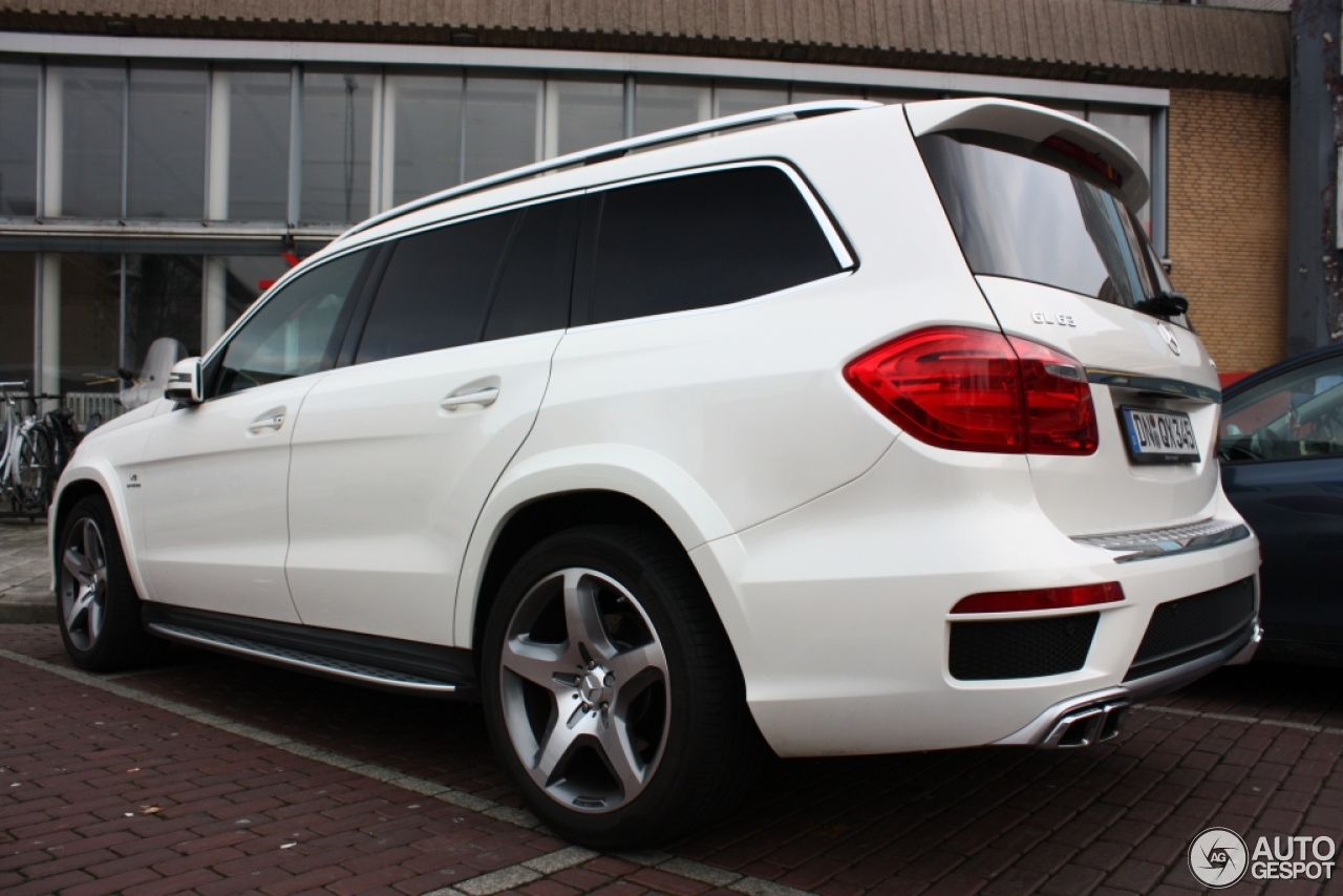 Mercedes-Benz GL 63 AMG X166