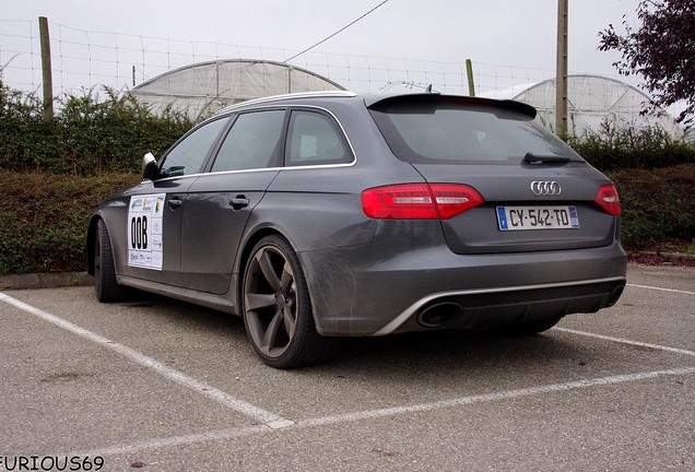 Audi RS4 Avant B8