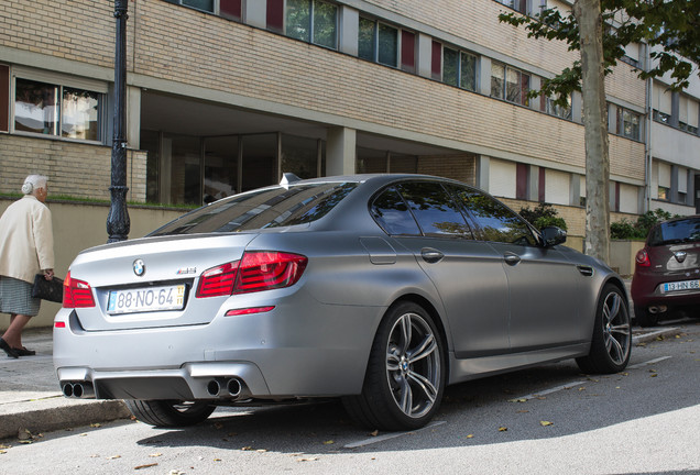 BMW M5 F10 2011