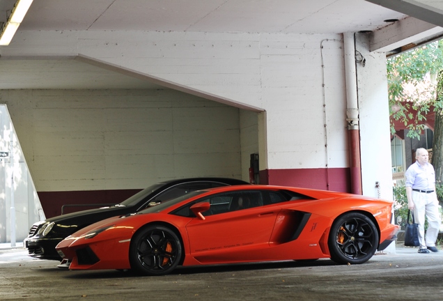 Lamborghini Aventador LP700-4