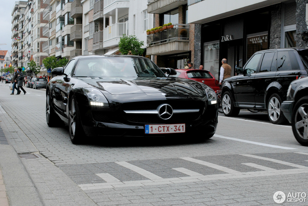 Mercedes-Benz SLS AMG