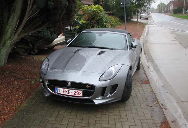 Jaguar F-TYPE S Convertible