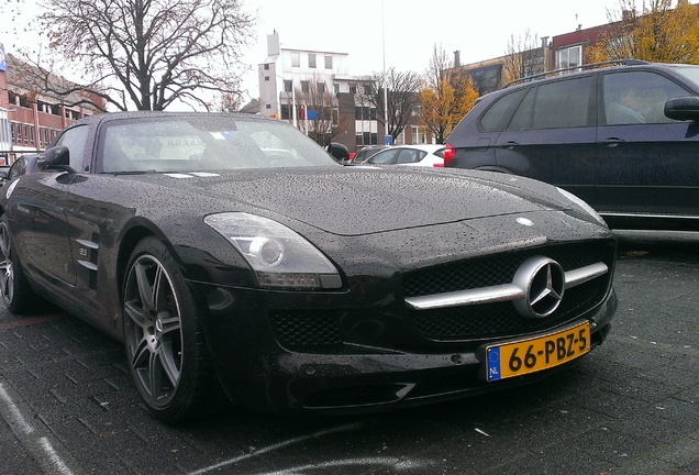 Mercedes-Benz SLS AMG