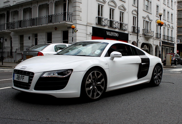 Audi R8 V10