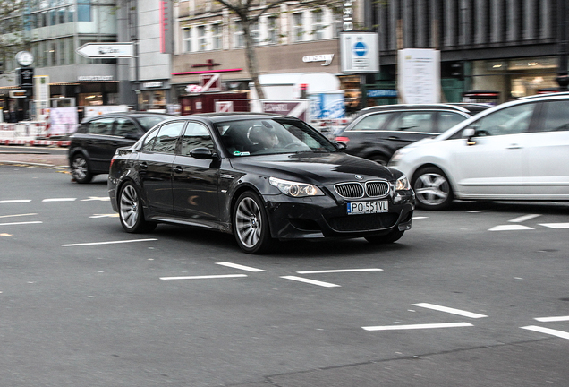 BMW M5 E60 2005