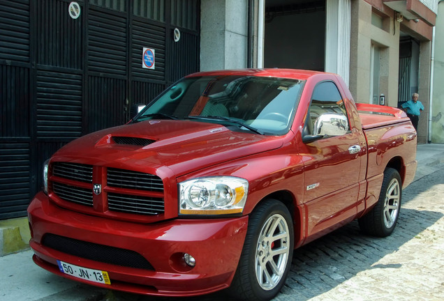 Dodge RAM SRT-10