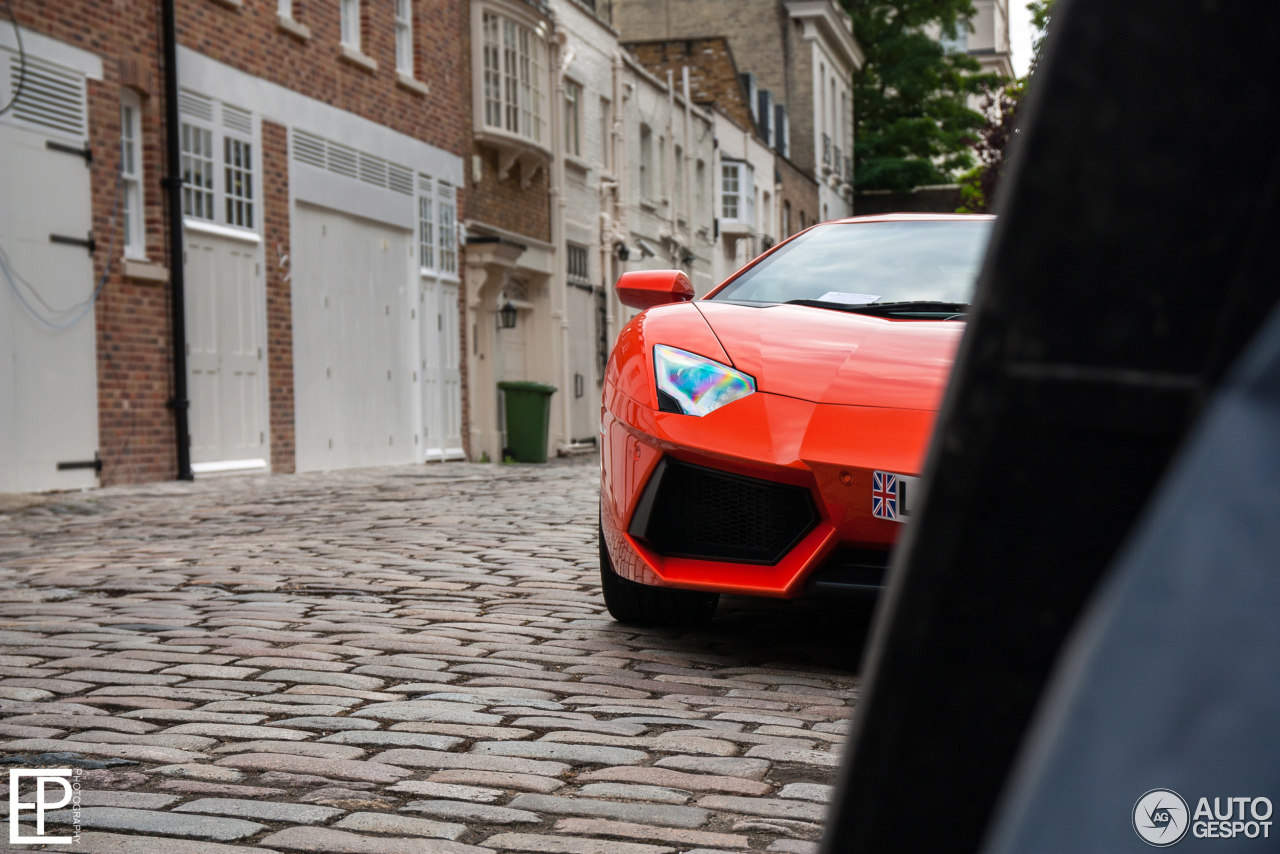 Lamborghini Aventador LP700-4