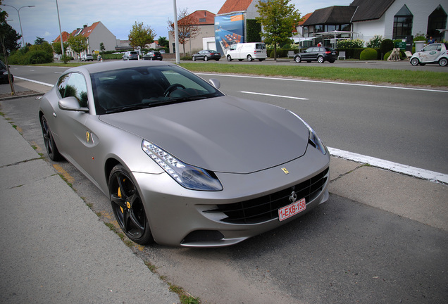 Ferrari FF