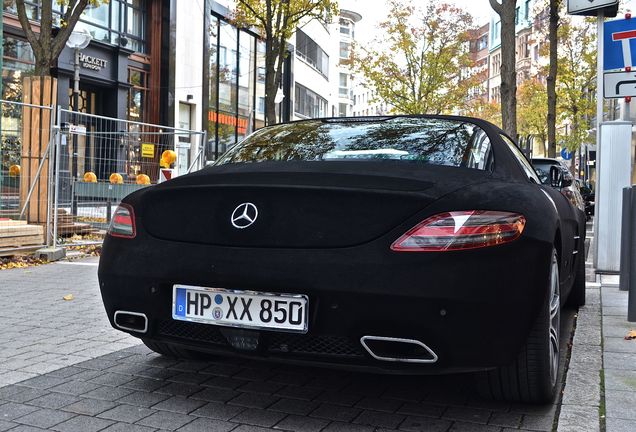 Mercedes-Benz SLS AMG