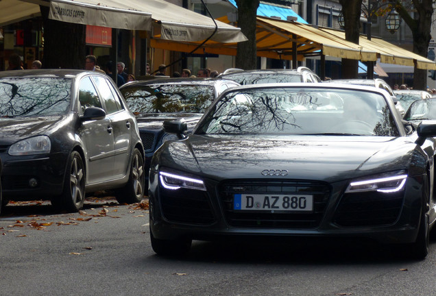 Audi R8 V8 Spyder 2013