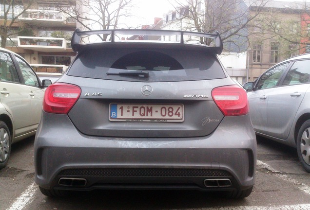 Mercedes-Benz A 45 AMG