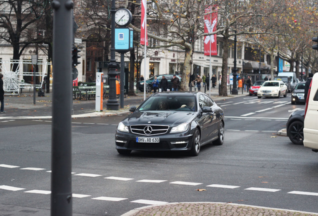 Mercedes-Benz C 63 AMG Coupé