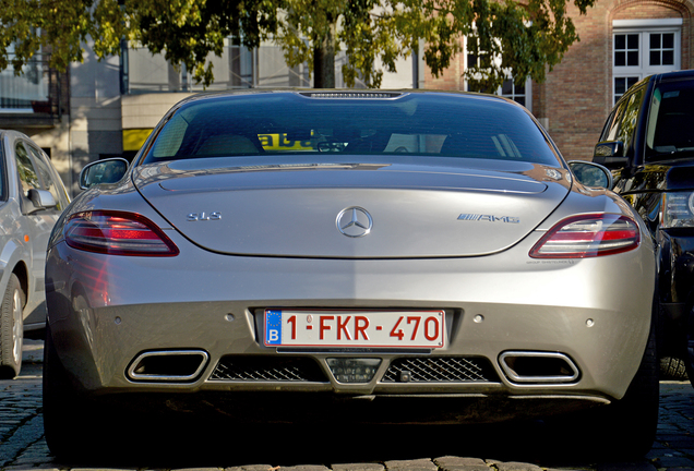 Mercedes-Benz SLS AMG