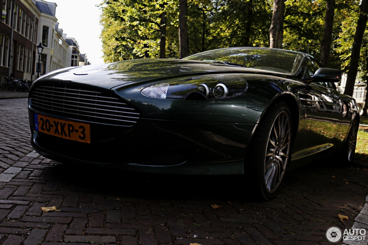 Aston Martin DB9 Volante