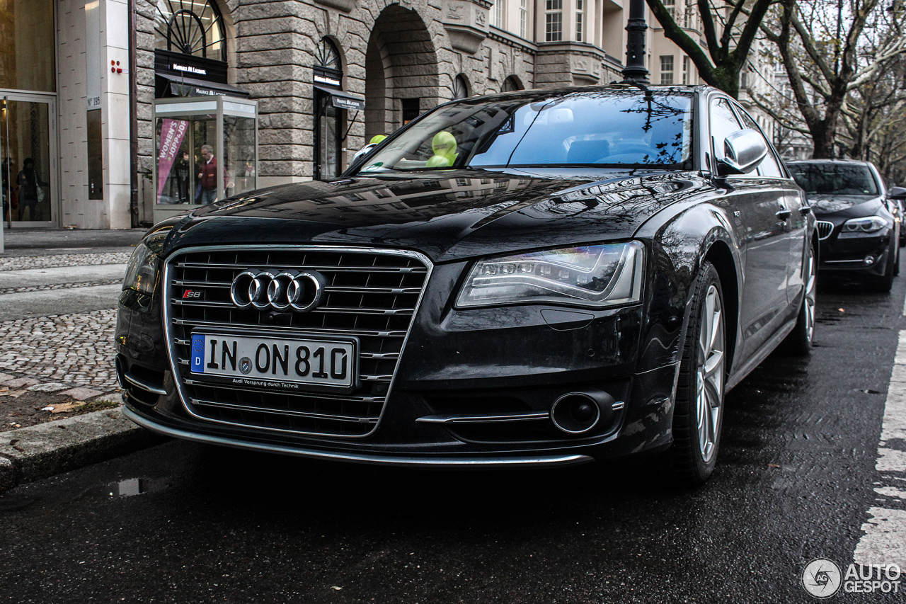 Audi S8 D4