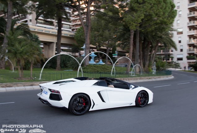 Lamborghini Aventador LP700-4 Roadster