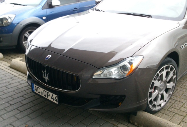 Maserati Quattroporte GTS 2013